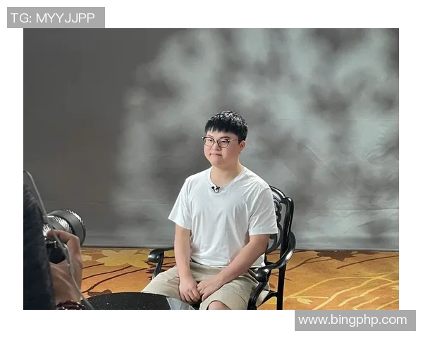 从电竞赛场到绿茵场，他用实力证明了键盘侠的真正含义